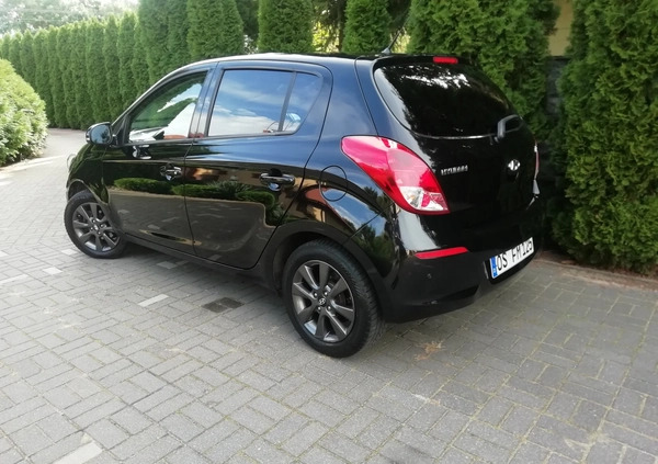 Hyundai i20 cena 31700 przebieg: 125125, rok produkcji 2015 z Płońsk małe 191